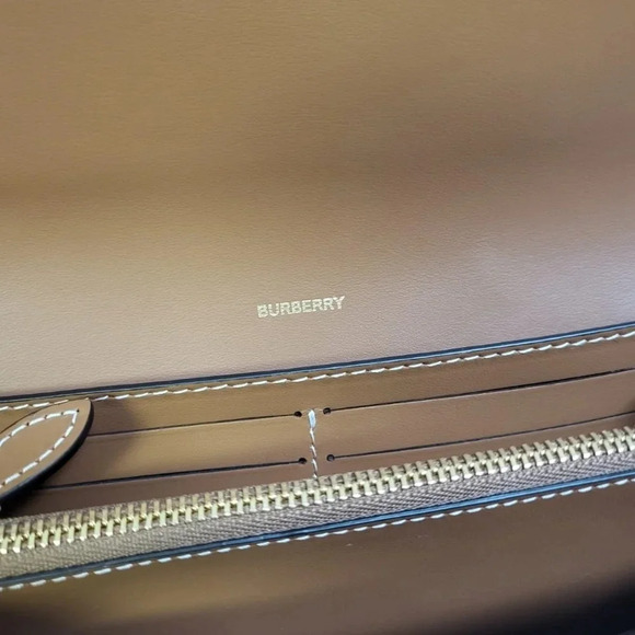 Burberry nova check full size wallet new never used - Picture 11 of 16